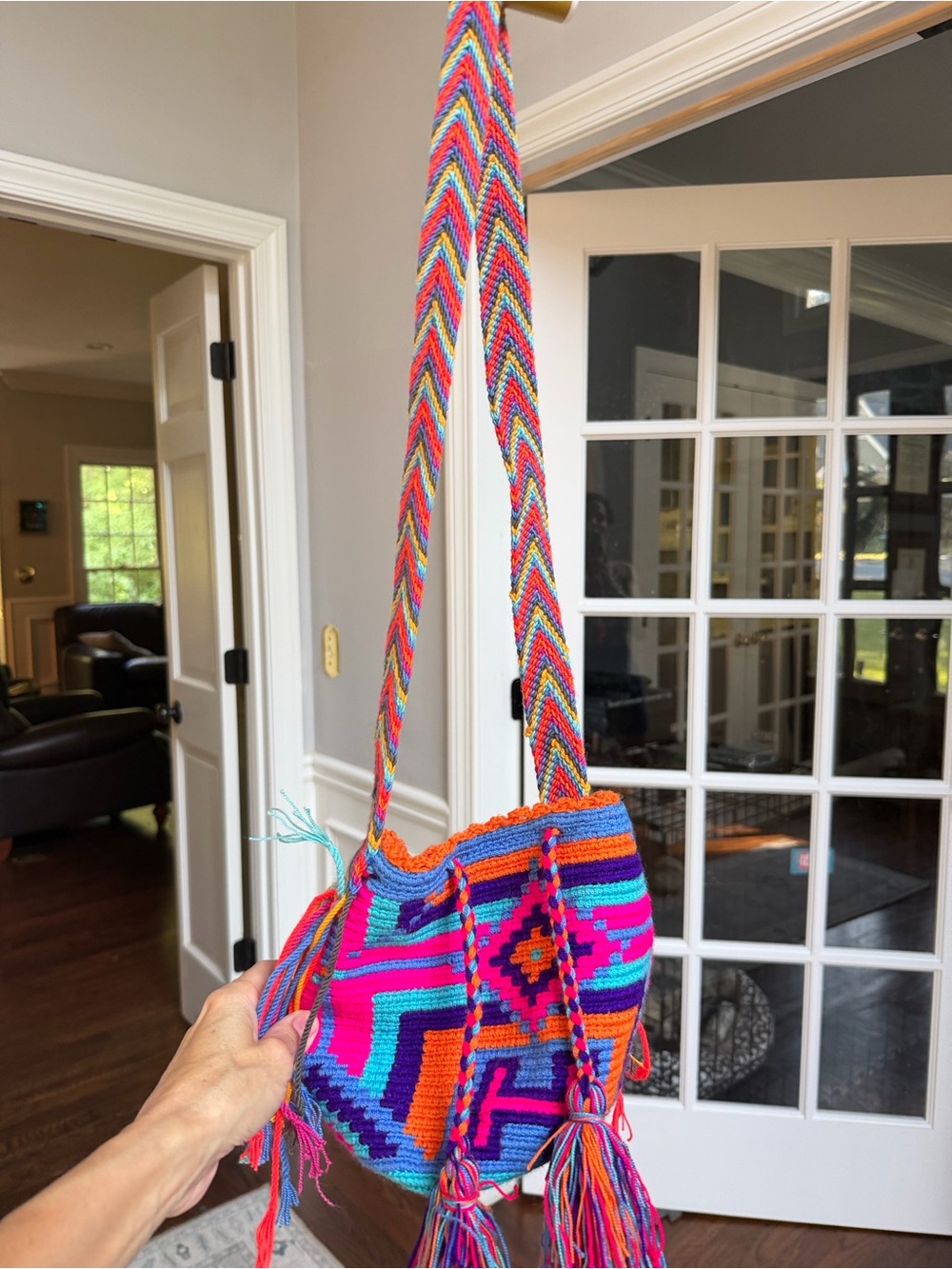 Wayuu Handwoven Multicolor Crossbody Bag - Vibrant Pink & Orange